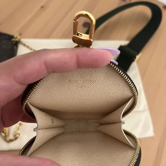 Louis Vuitton: Multi Pochette Accessoires (Monogram)✨ - Picture 14 of 16